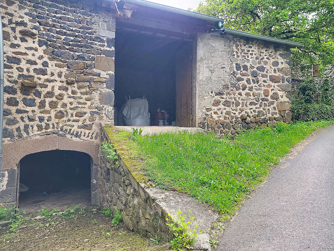 Maison à SANSSAC-L'EGLISE