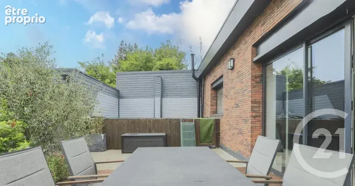 Photo Maison à Rosieres-En-Santerre au prix de 402 000€