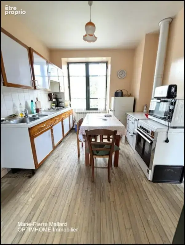 Maison de 9 pièces à ROYERE DE VASSIVIERE (23) - photo 3