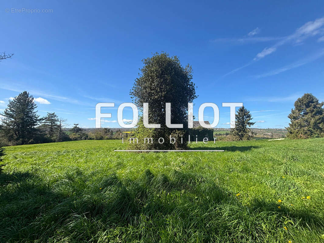 Maison à THURY-HARCOURT