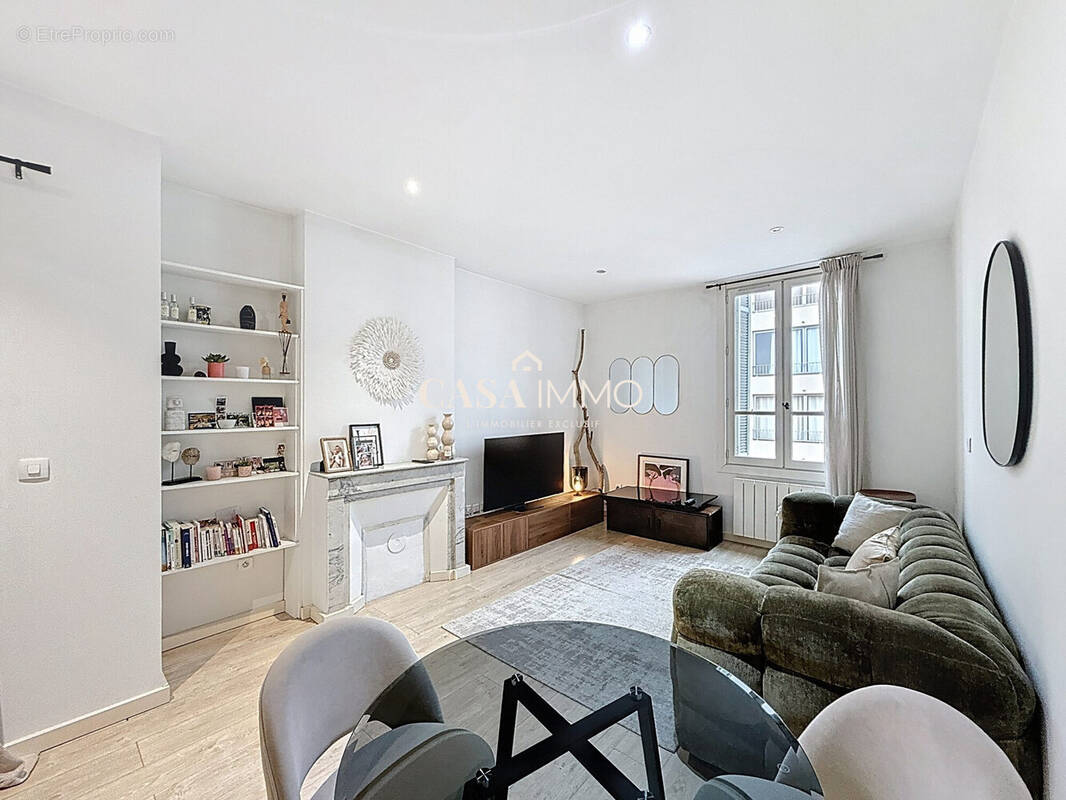 Appartement à HYERES