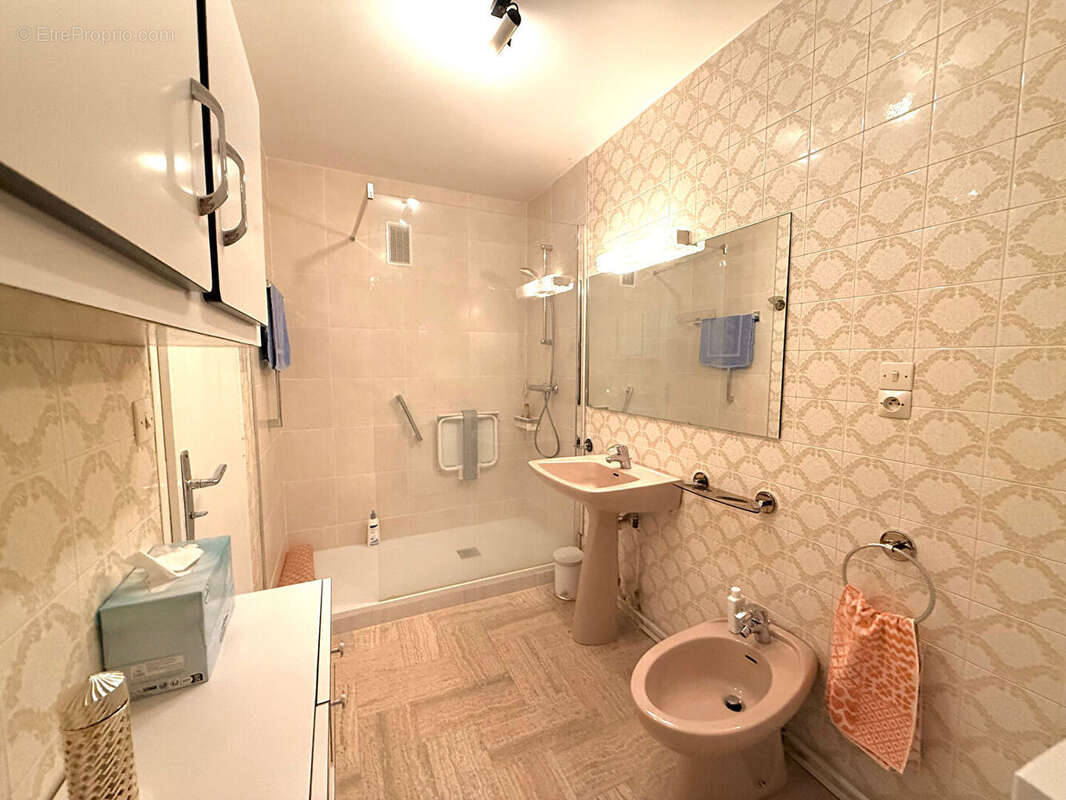 Appartement à AIX-LES-BAINS