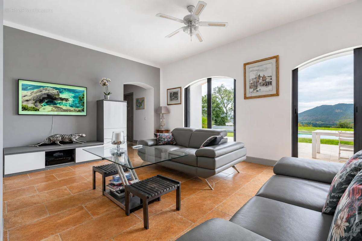 Luxueuse villa au Plan-de-la-Tour - photo 5