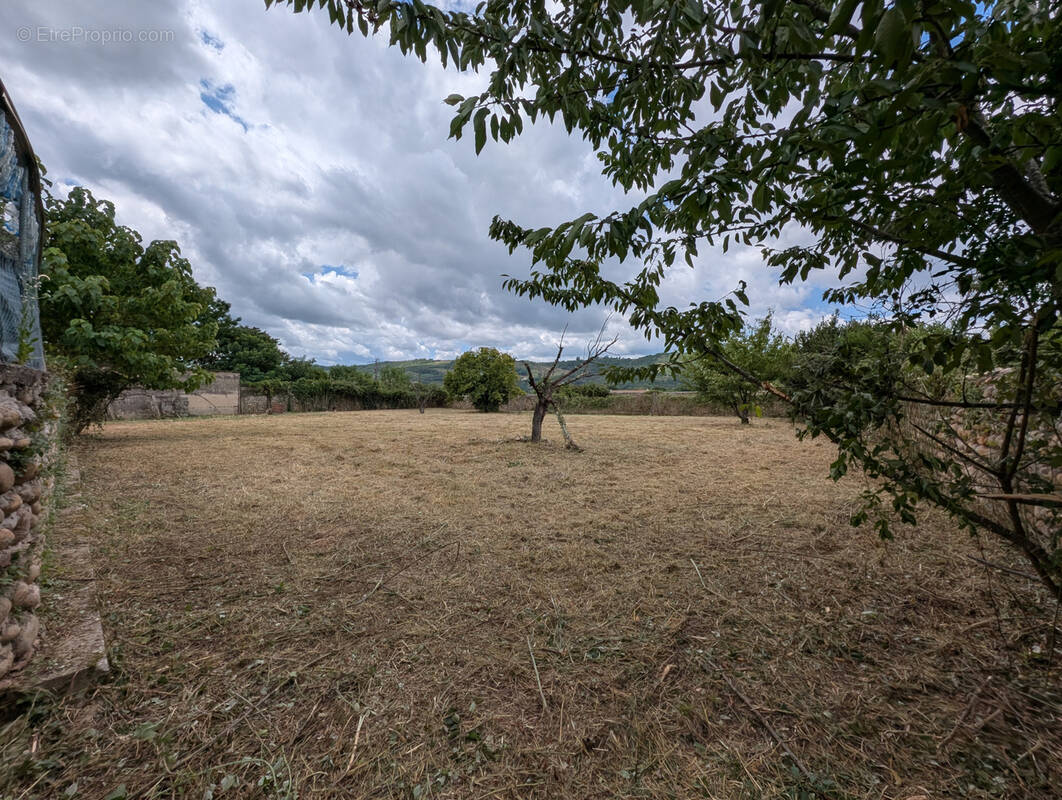 Terrain à BEAUSEMBLANT