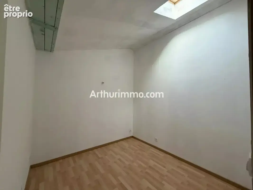 Exclusivité – lons-le-saunier centre – t3 133 m² à finaliser – fort potentiel - photo 8