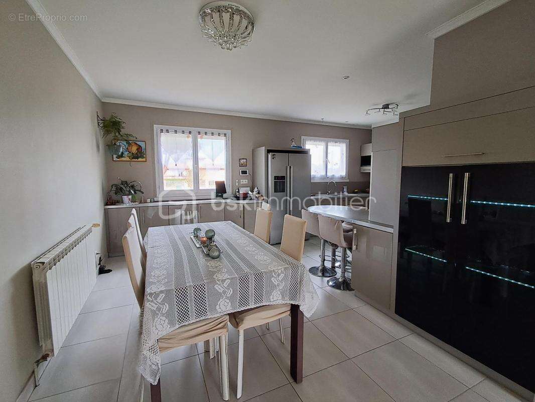 Maison à ESTANCARBON