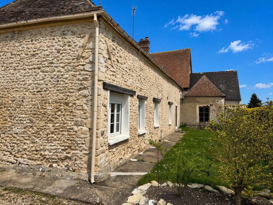 Maison à PACY-SUR-EURE