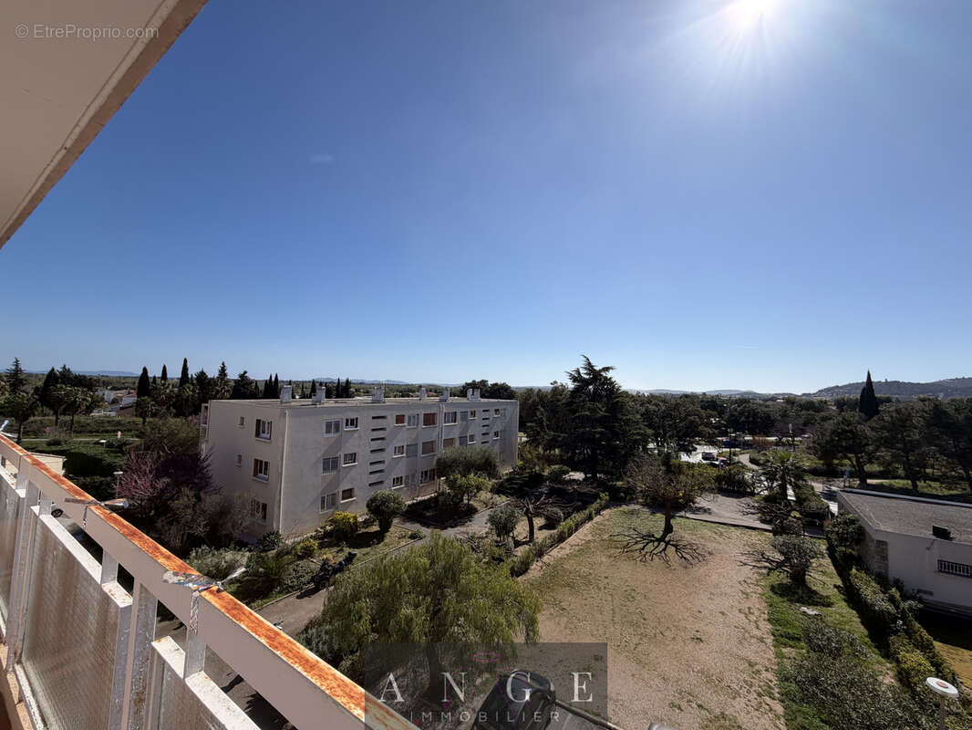 Appartement à HYERES