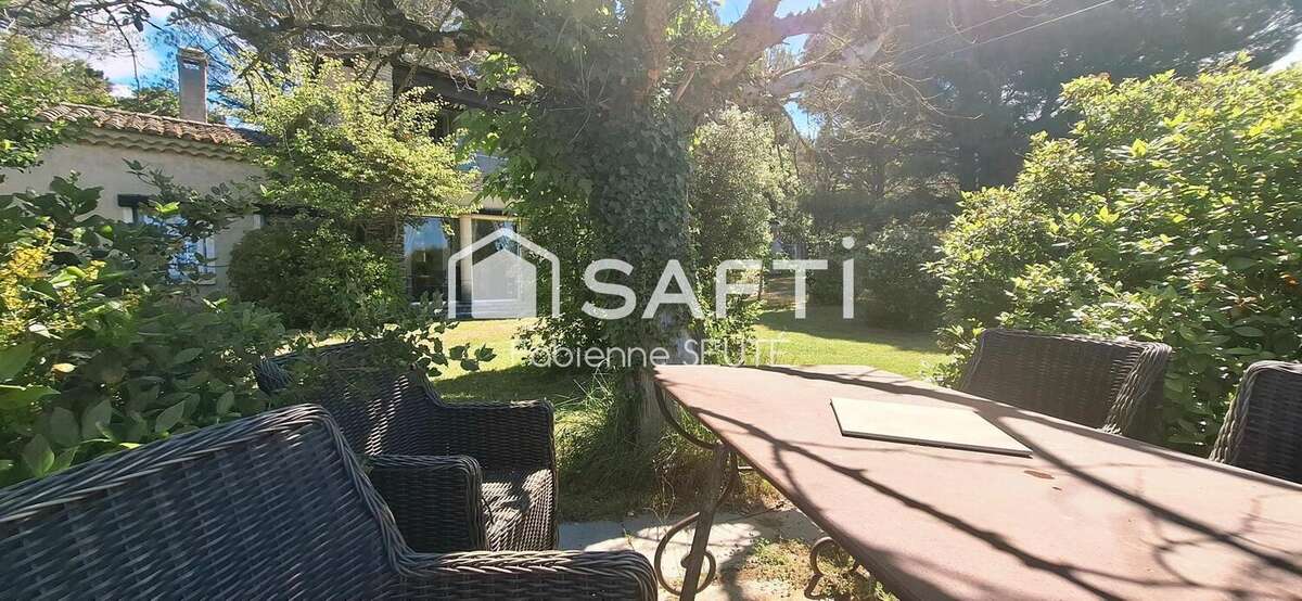 Photo 4 - Maison à L'ISLE-SUR-LA-SORGUE