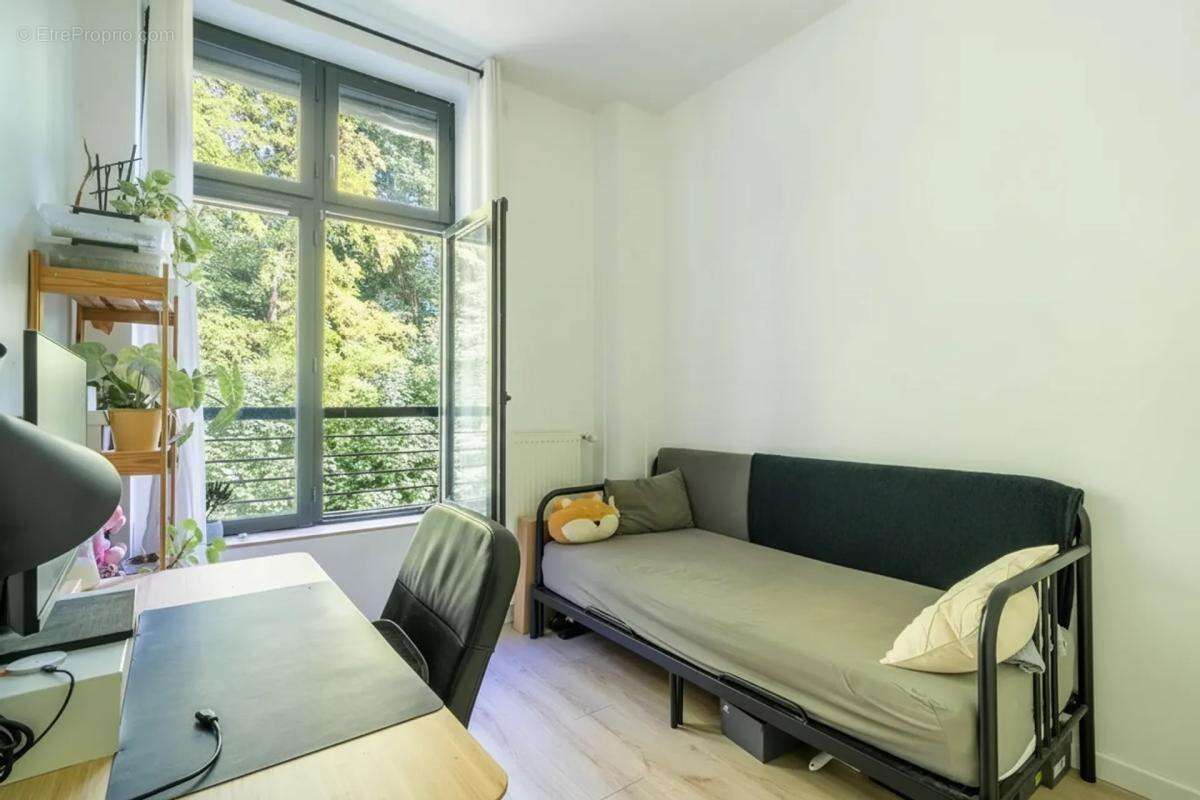 Appartement DUPLEX de 3 pièces de 64 m² à Stains - photo 10