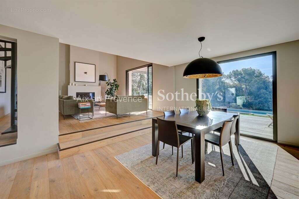 Maison à AIX-EN-PROVENCE