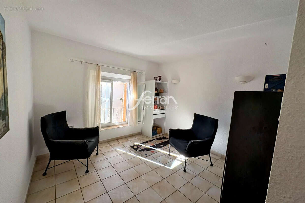 Appartement à CLAVIERS