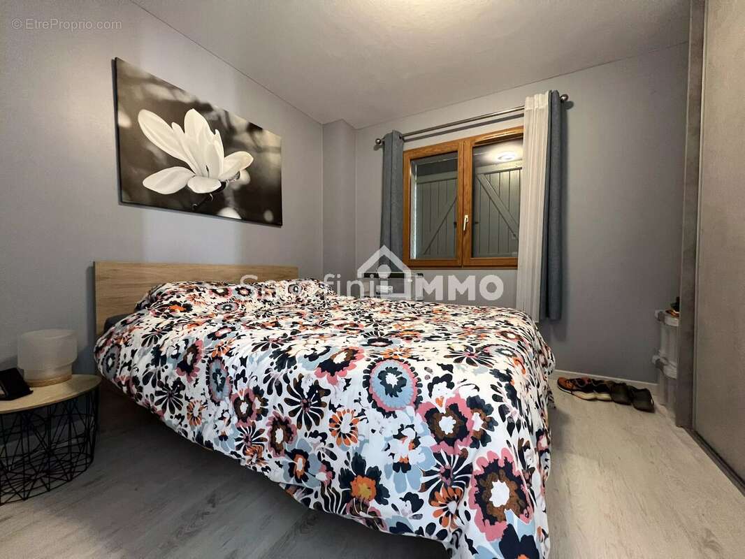 Appartement à POISY