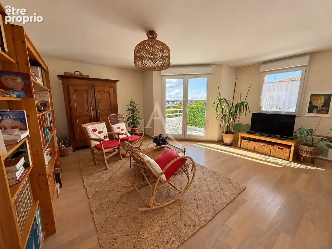 Superbe duplex de 5 pieces avec vue degagée - photo 2