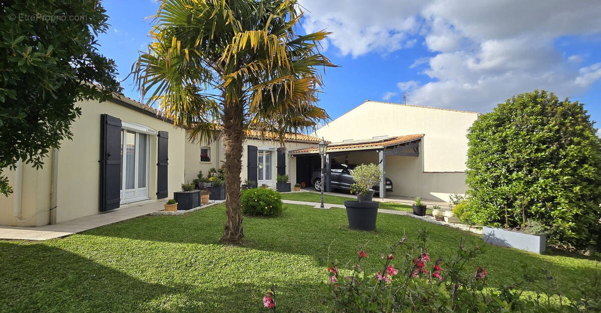 Maison à NIEUL-SUR-MER