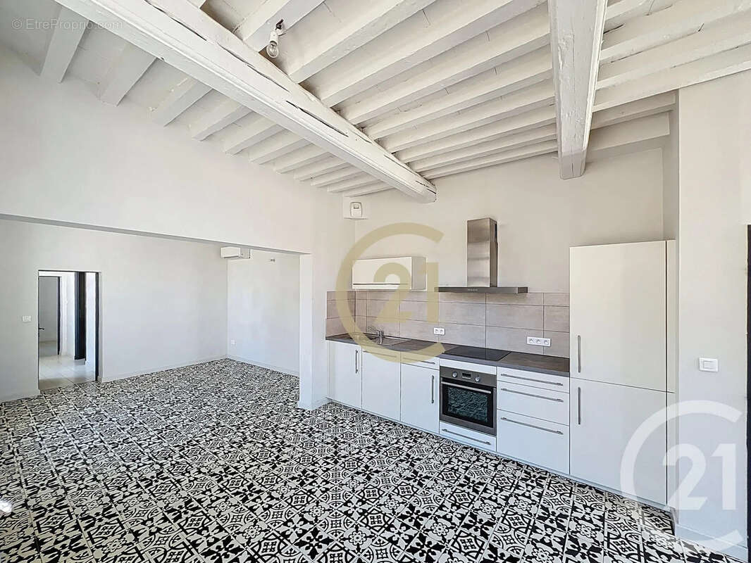 Appartement à UZES