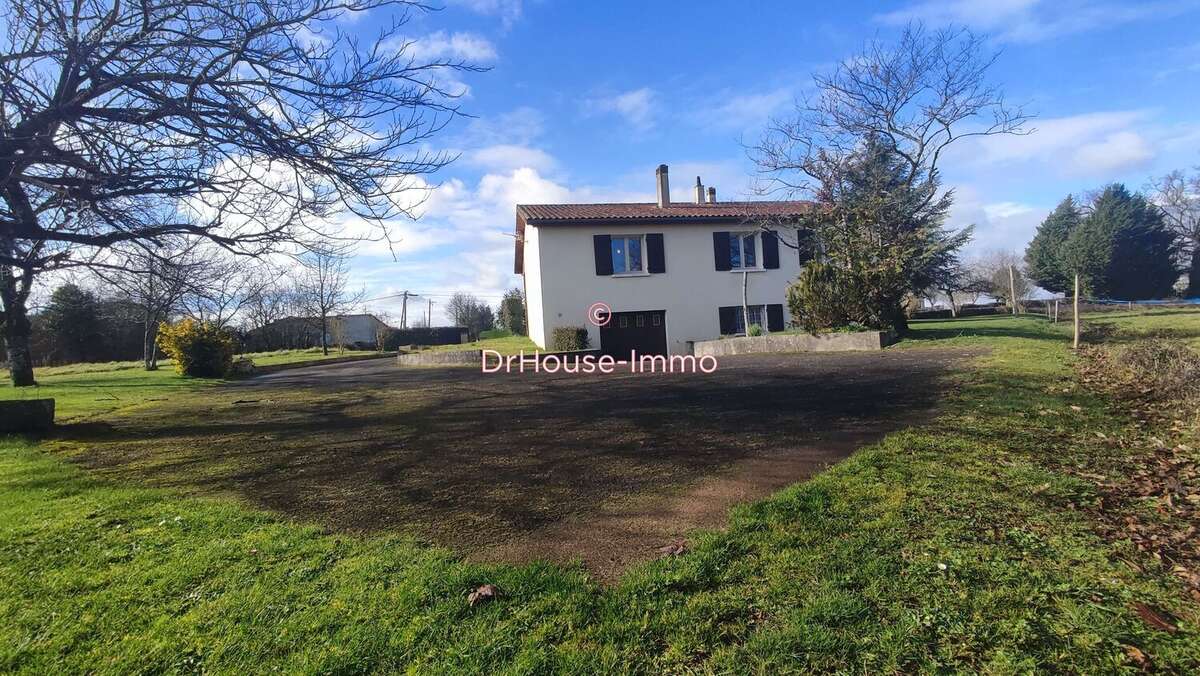 Maison à CONFOLENS