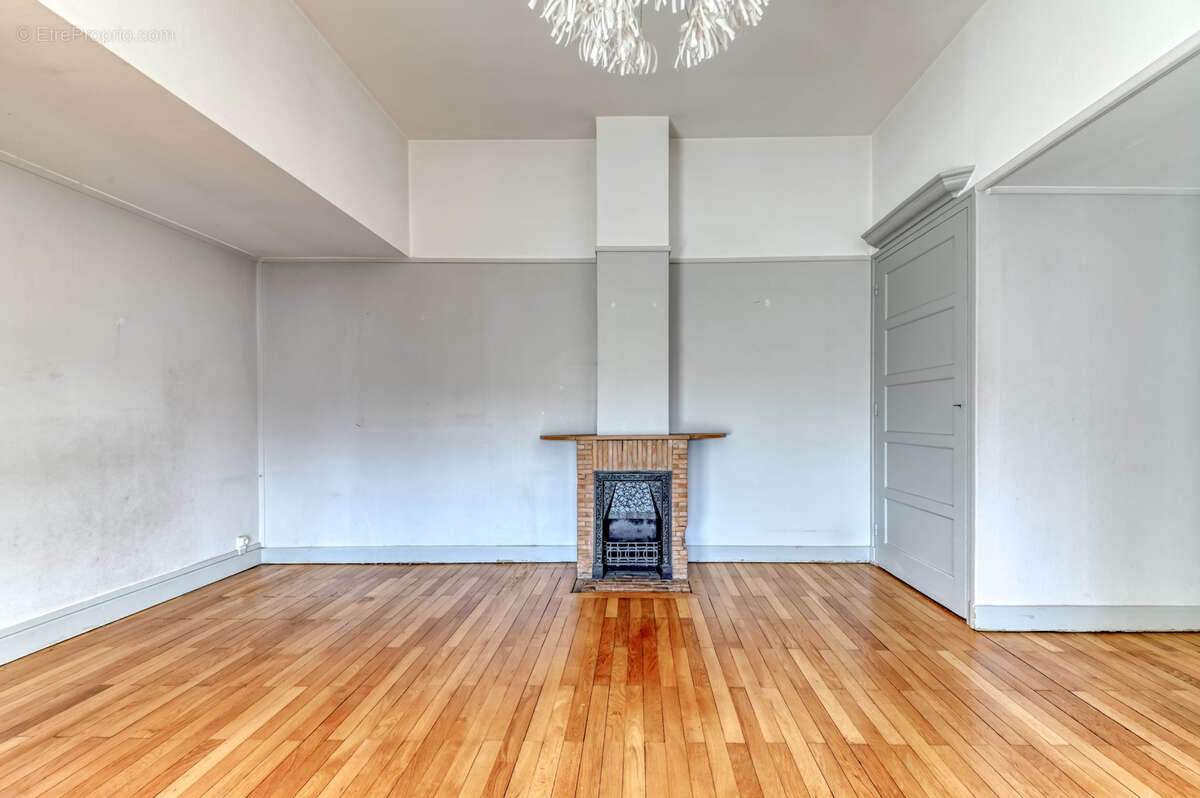 Appartement à LYON-6E