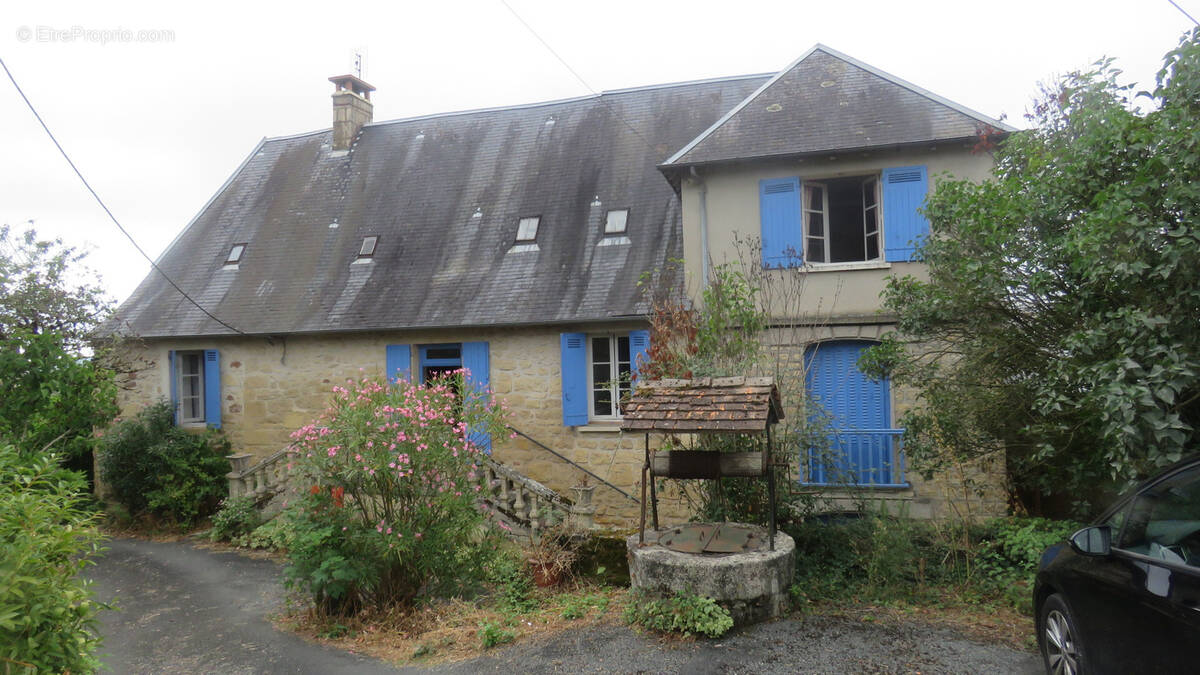 Maison à BADEFOLS-D'ANS