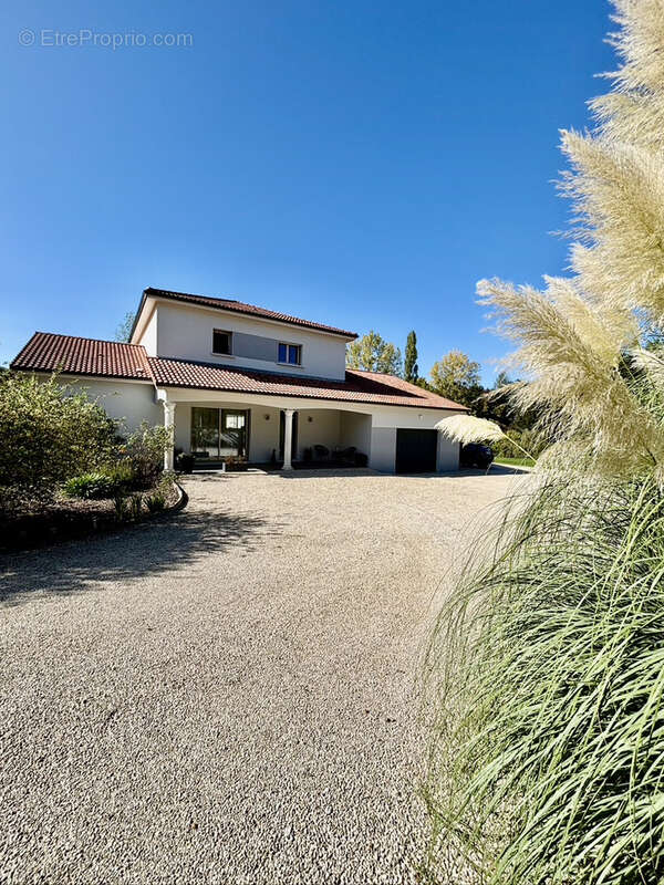 Maison à BOSMIE-L&#039;AIGUILLE