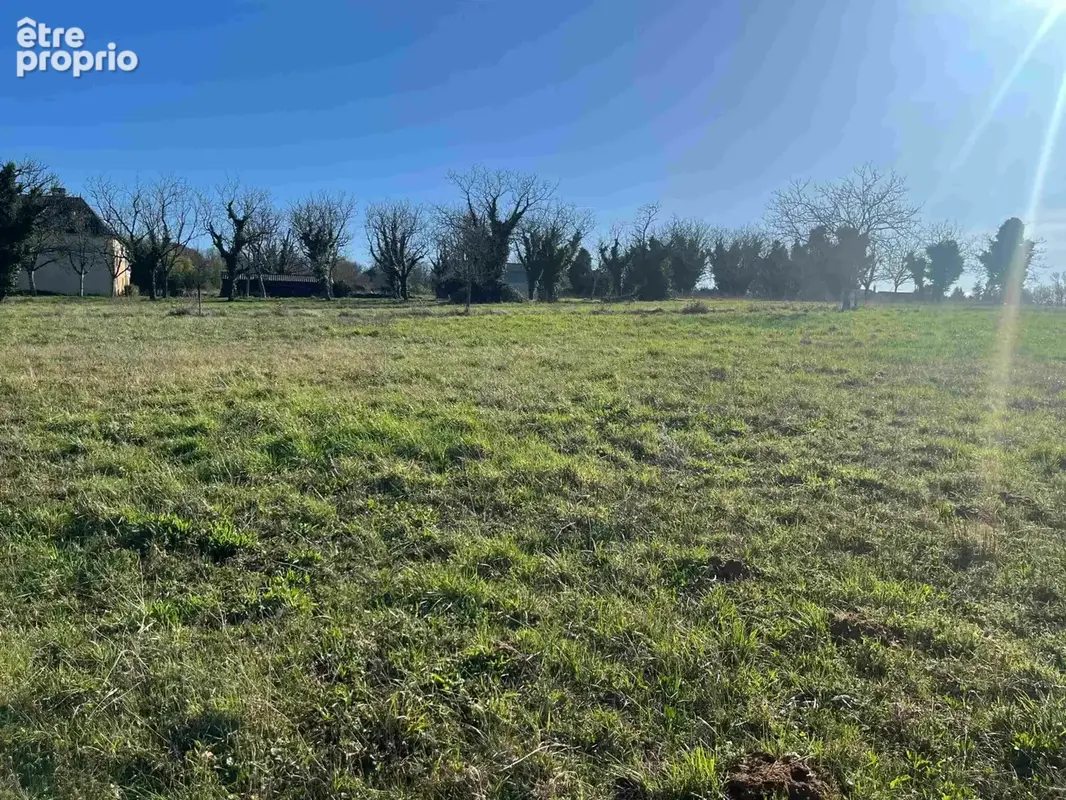 Terrain 5 357 m² à vendre à Gourdon (46300) - photo 2