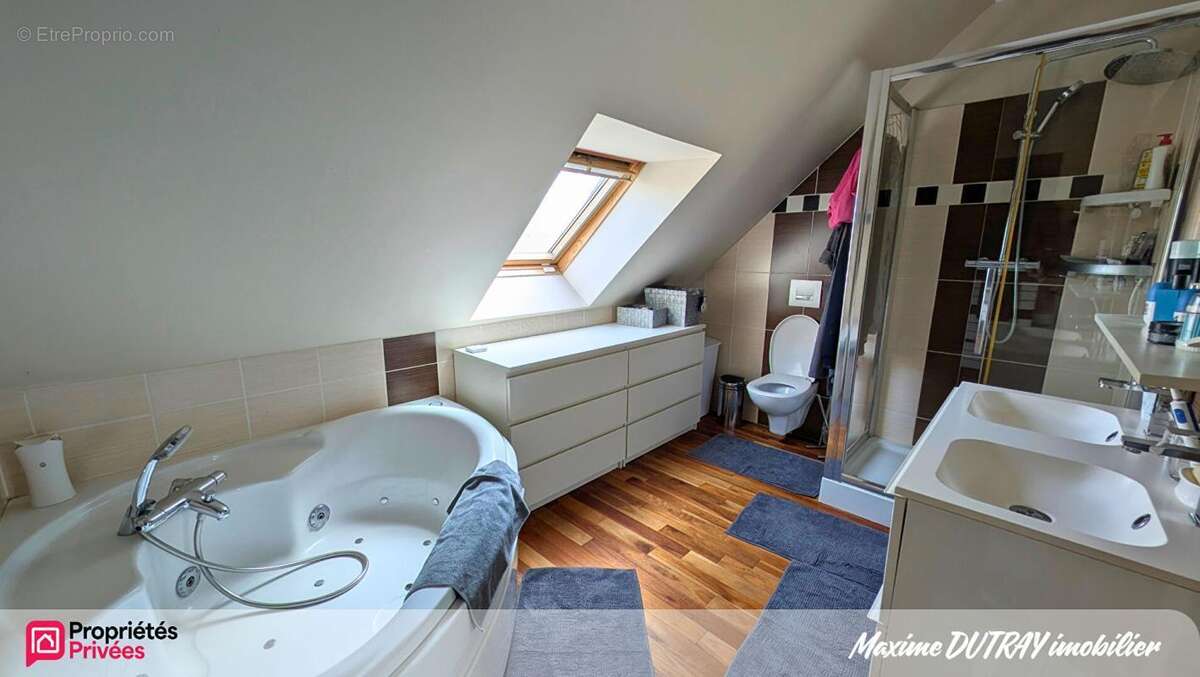 Maison 5 pièces 140m² - Piscine - Dépendance 150m² - photo 13