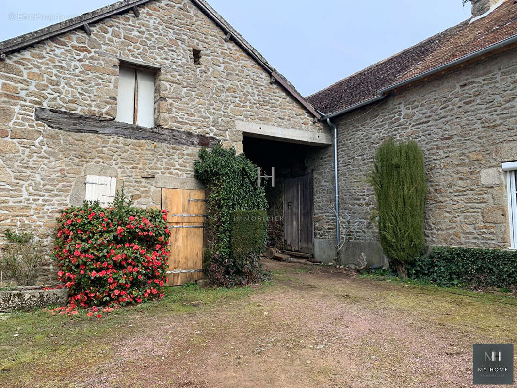 Maison 58 m² à Saint-Pierre-Des-Nids  - photo 7