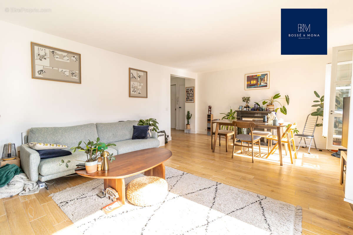 Appartement à PARIS-10E