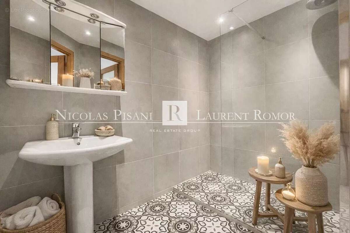 Appartement à VILLEFRANCHE-SUR-MER