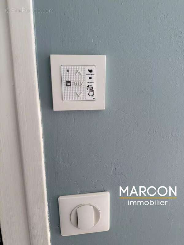 Maison à LE BOURG-D'HEM