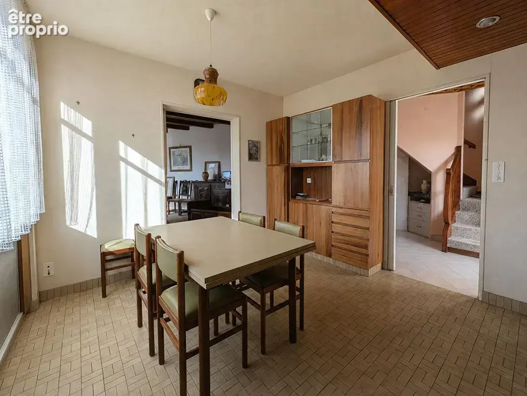 Maison à LA CHAPELLE-BASSE-MER