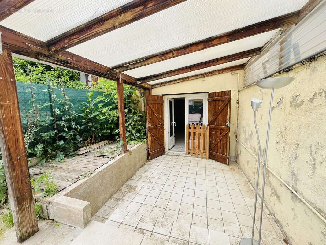 Maison à MONTLUCON
