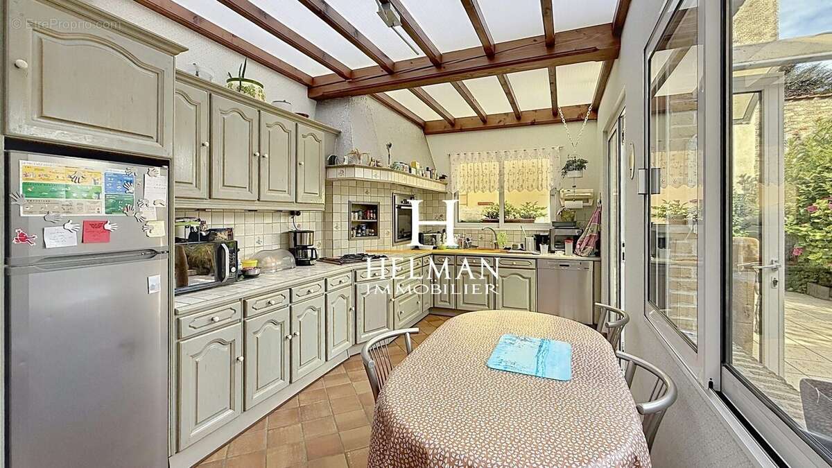 Maison 193 m² à Saint-Omer  - photo 8