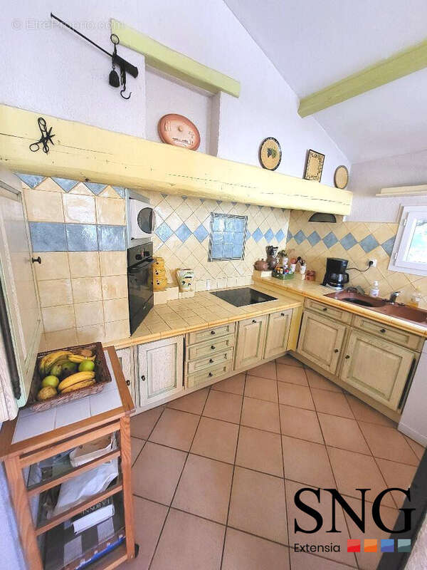 Maison à BAGNOLS-SUR-CEZE