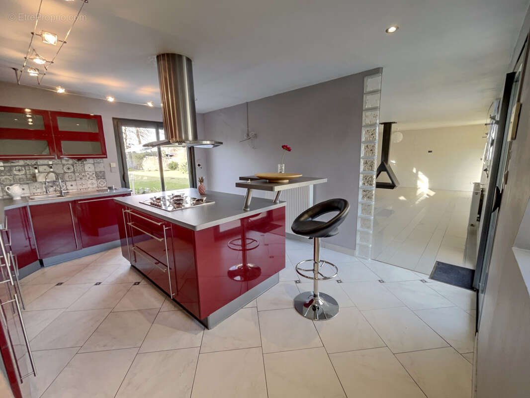 Maison à TOURS-EN-VIMEU