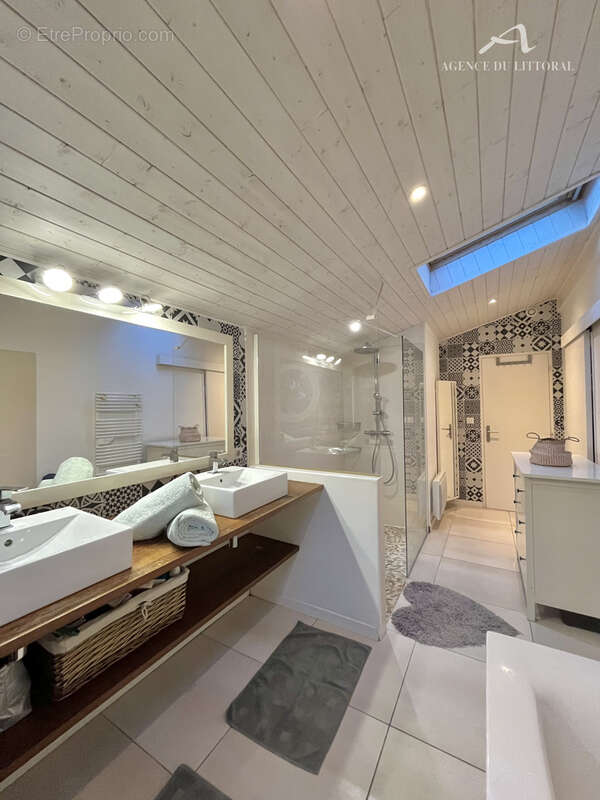 Arès, Villa d'architecte typique du bassin 6 pièces 184 m2 - photo 10