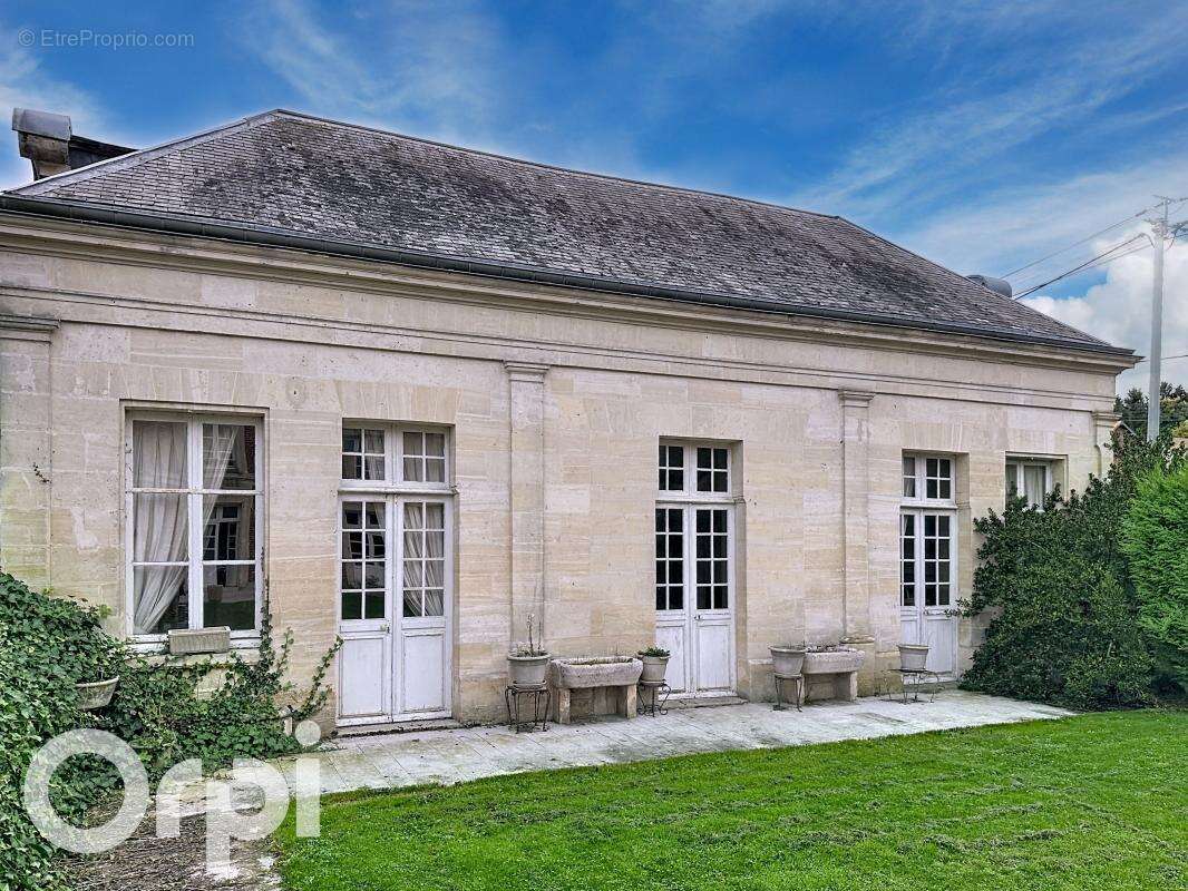 Maison à RESSONS-SUR-MATZ