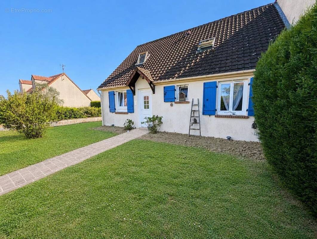 Maison à COULOMMIERS
