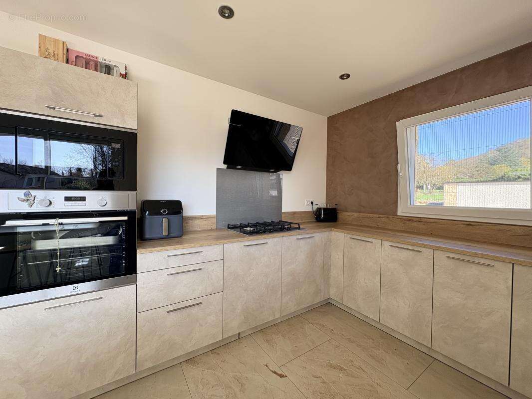 Maison à SAINT-SAVIN