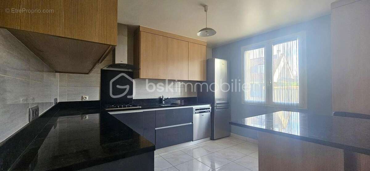 Maison à PONTAULT-COMBAULT