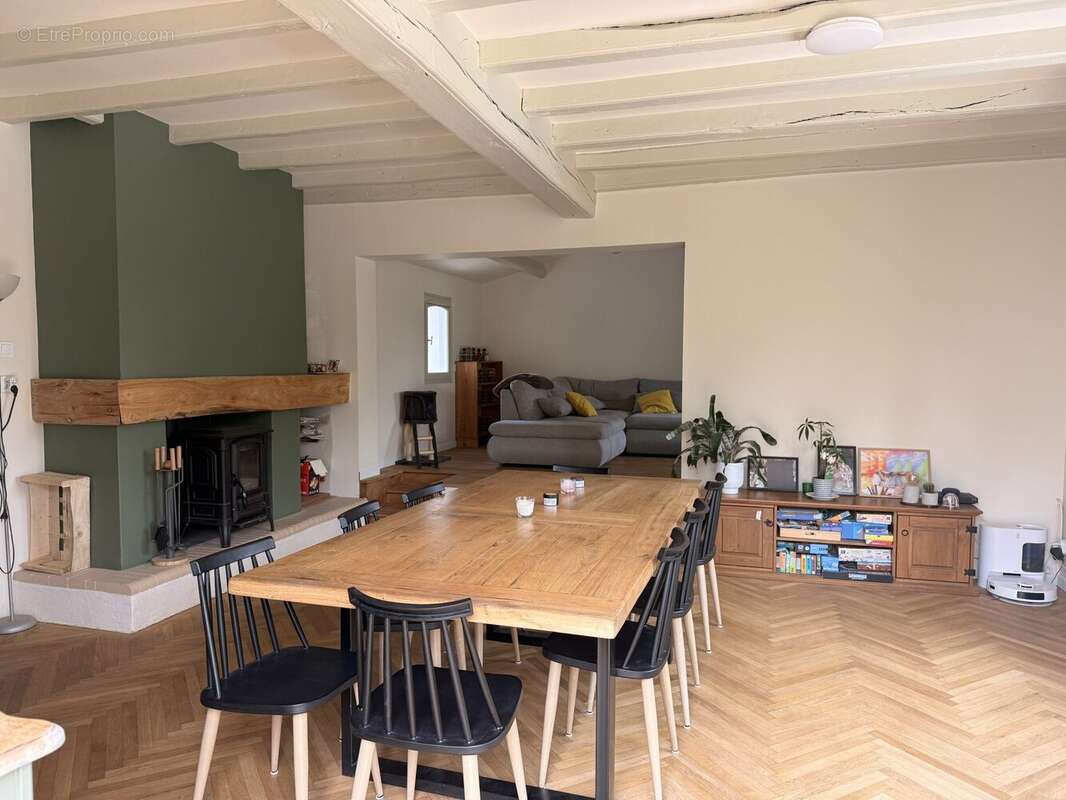 Maison 113 m² à Cozes  - photo 3