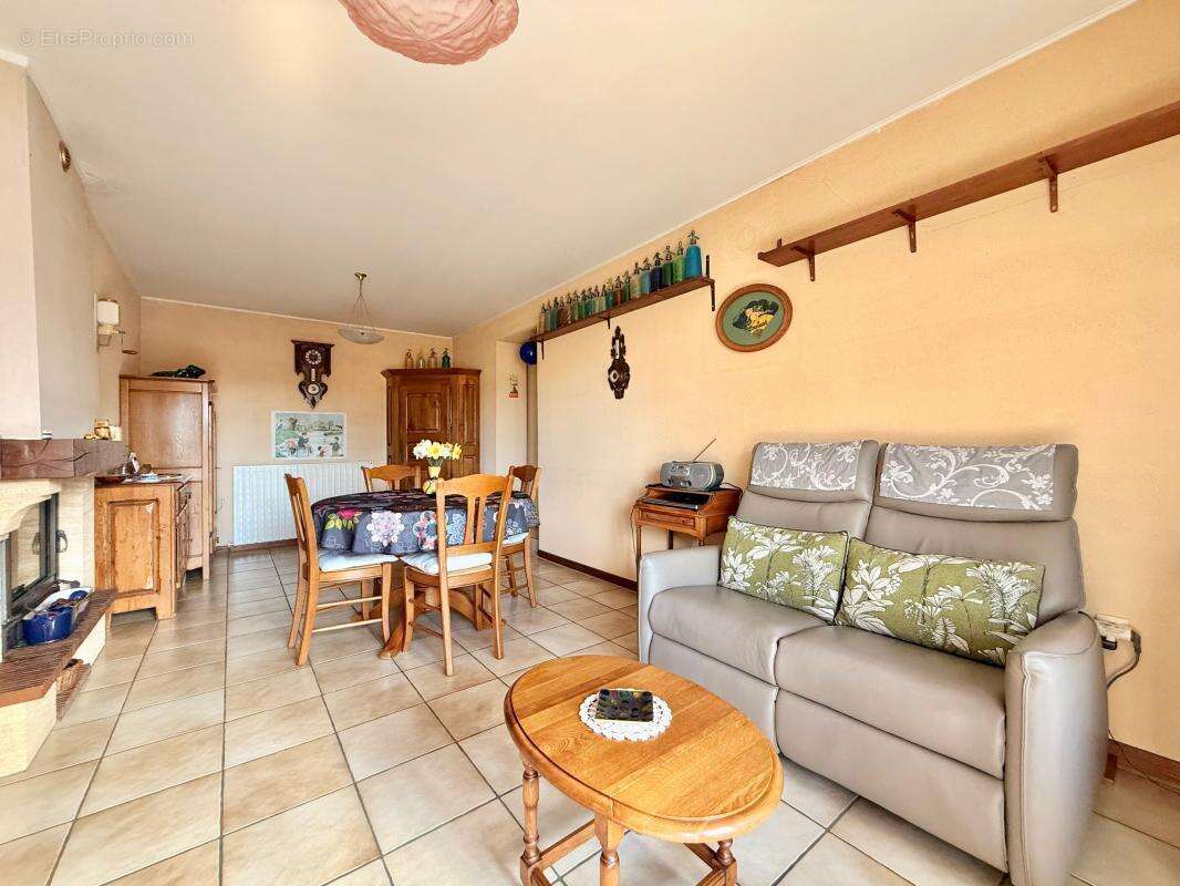 Maison à VAROIS-ET-CHAIGNOT