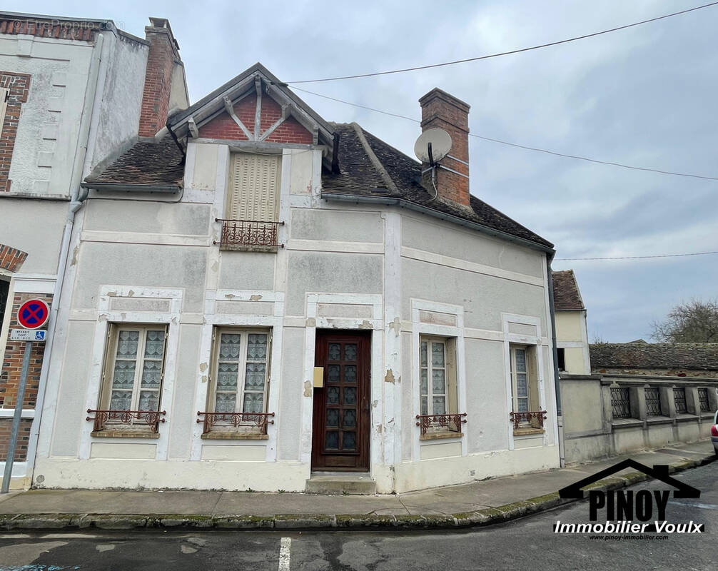 Maison à VOULX
