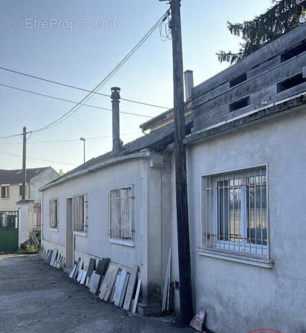 Commerce à MONTREUIL