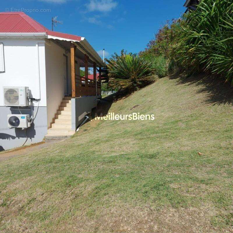 Maison à TERRE-DE-HAUT