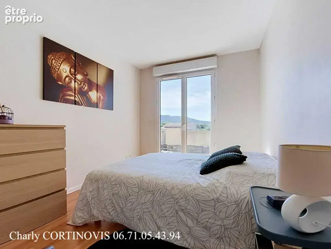 À vendre - T2 de 39 m² avec grande TERRASSE et GARAGE - photo 6