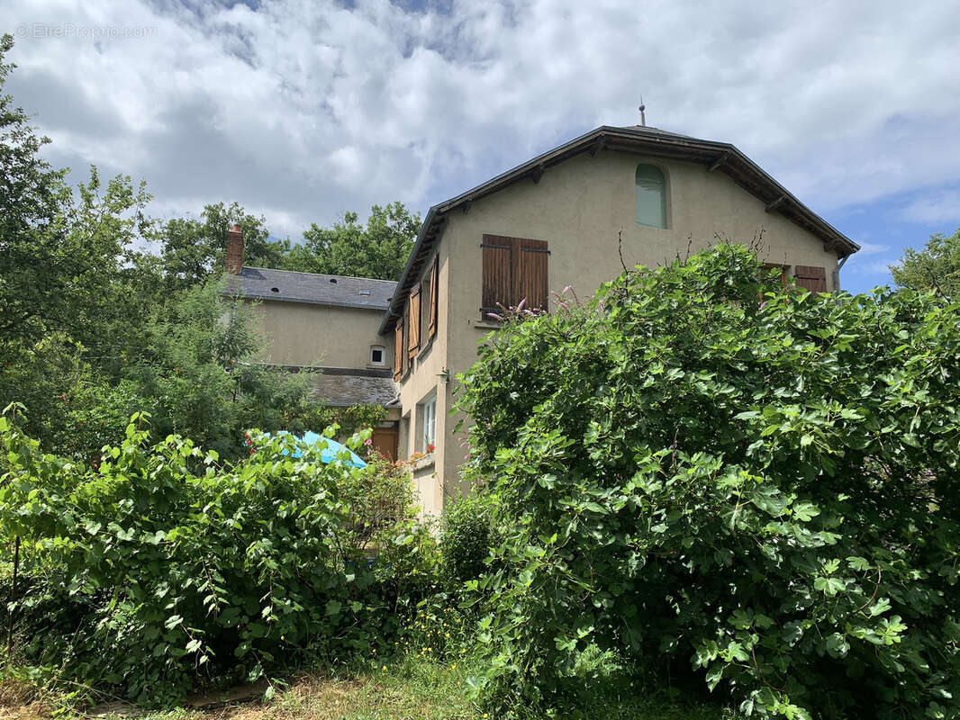 Maison à SAINT-GAULTIER