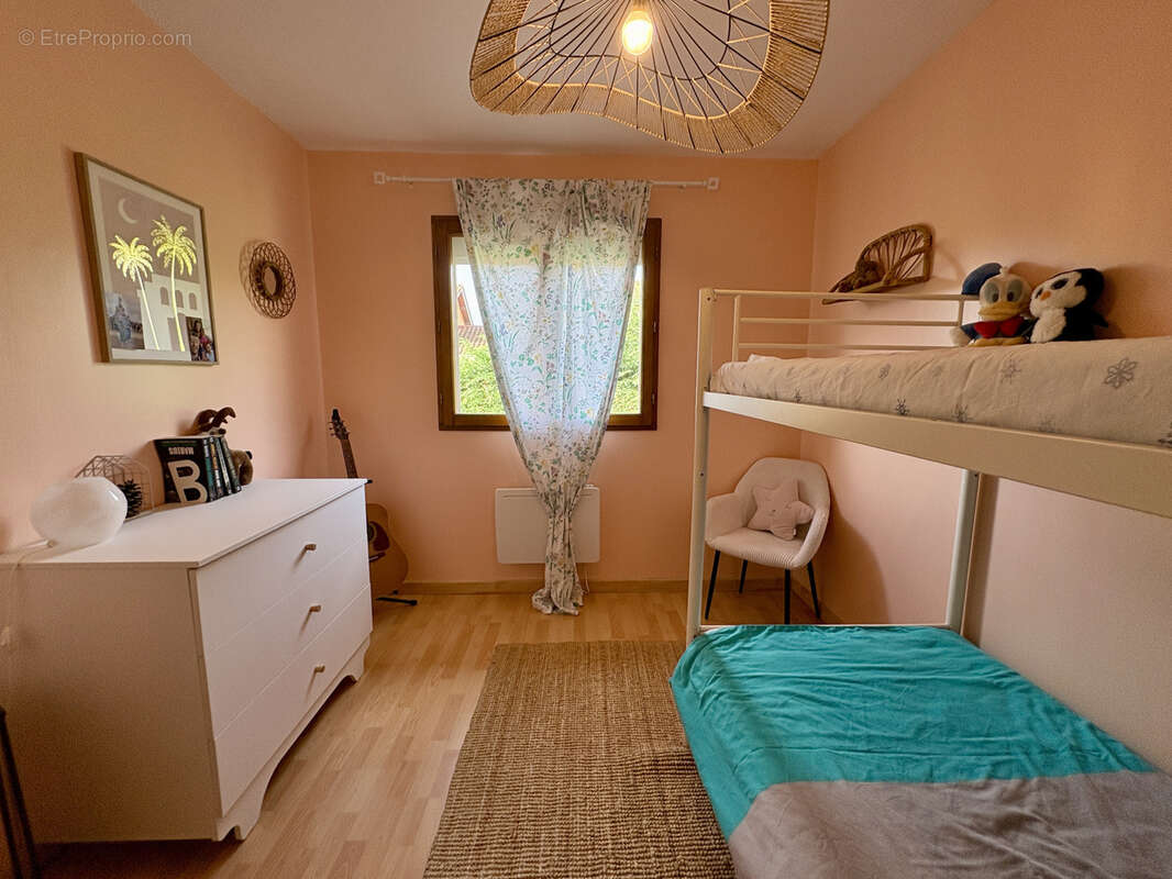 Maison à LE PERREON