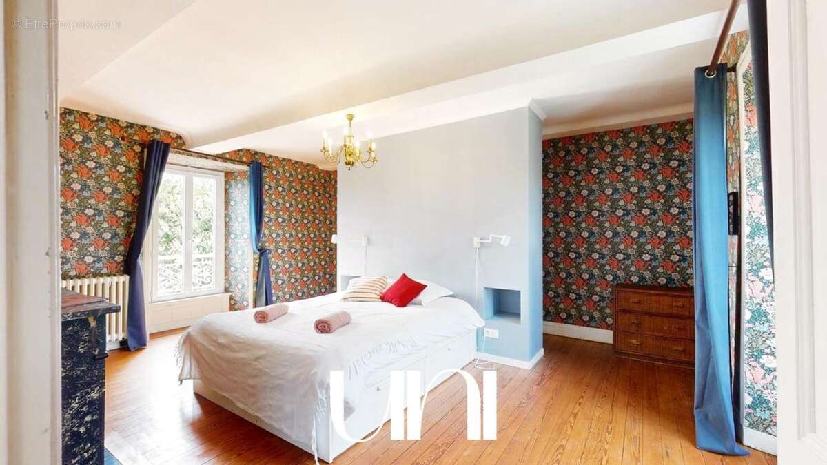 Maison à MEZIDON-CANON