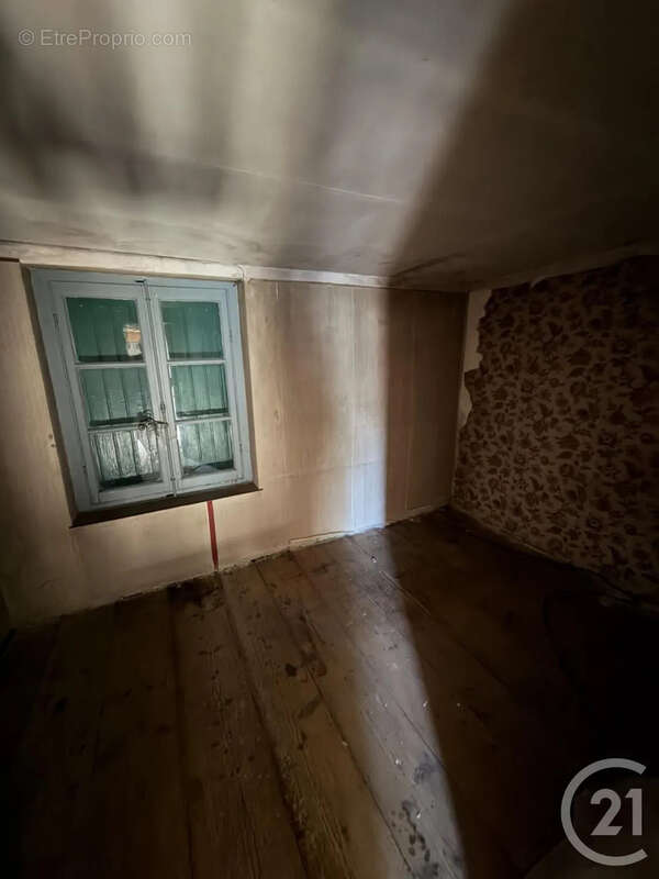 Maison 56 m² à Sathonay-Camp  - photo 6